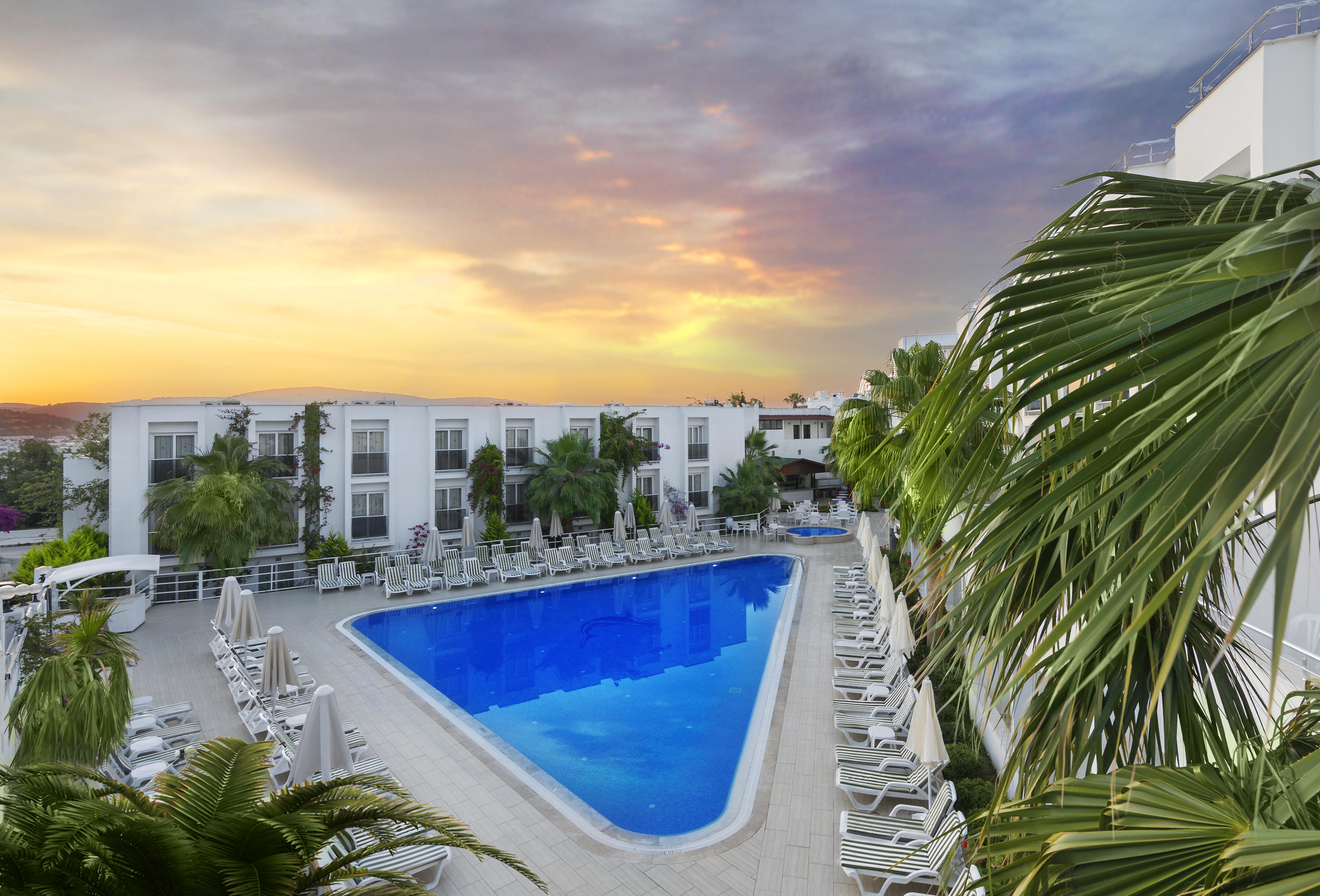 Club Shark Hotel Gümbet Eksteriør bilde