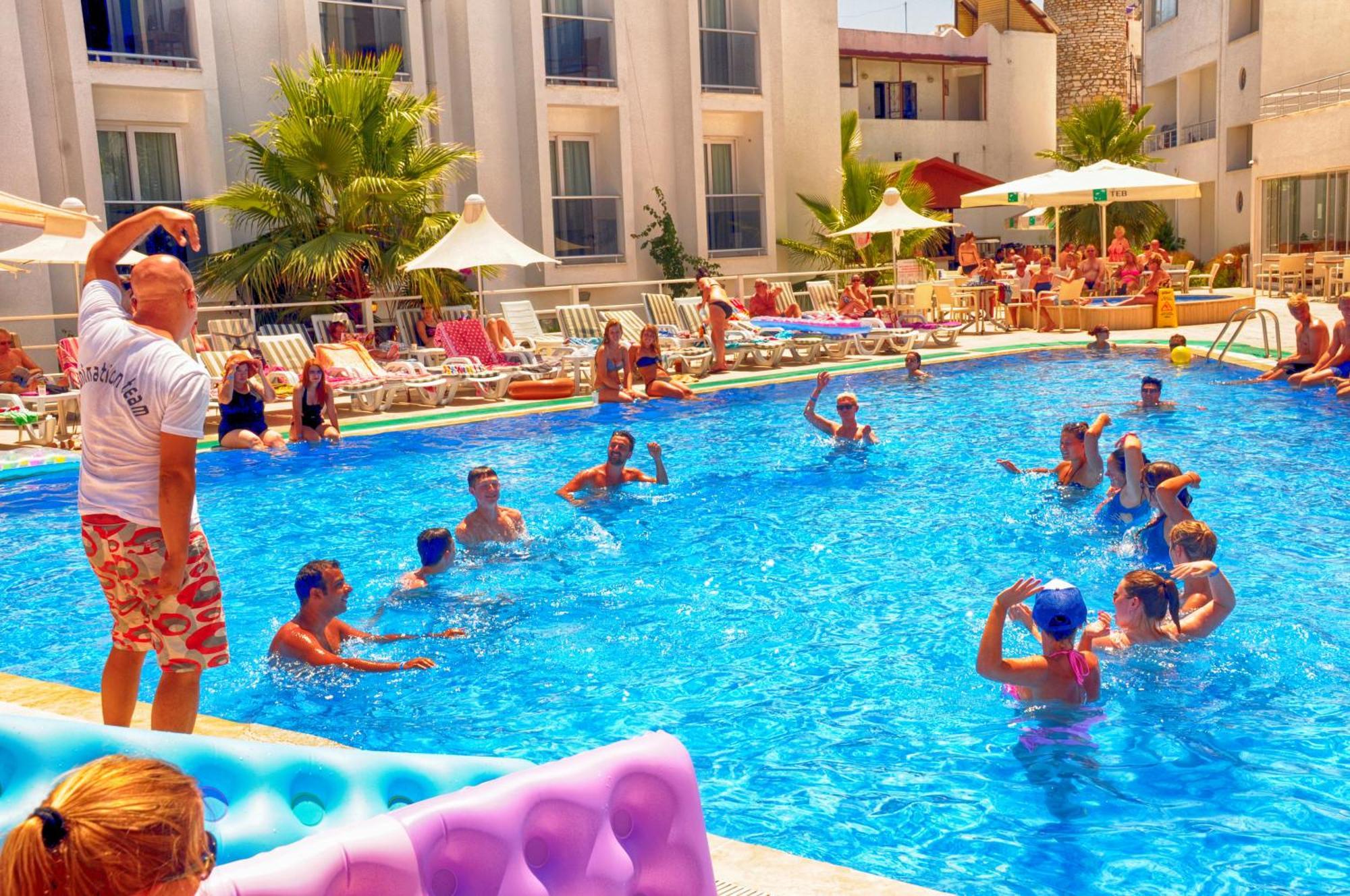 Club Shark Hotel Gümbet Eksteriør bilde